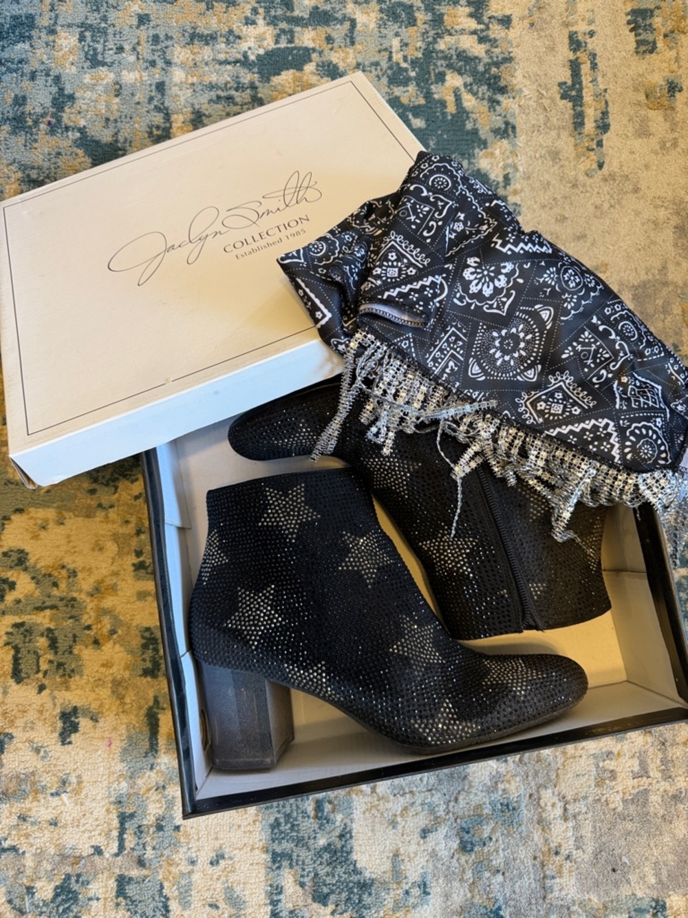 Jaclyn Smith Black Rhinestone Star Ankle Boots